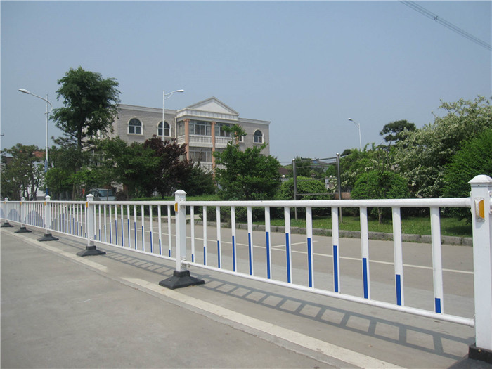 道路护栏