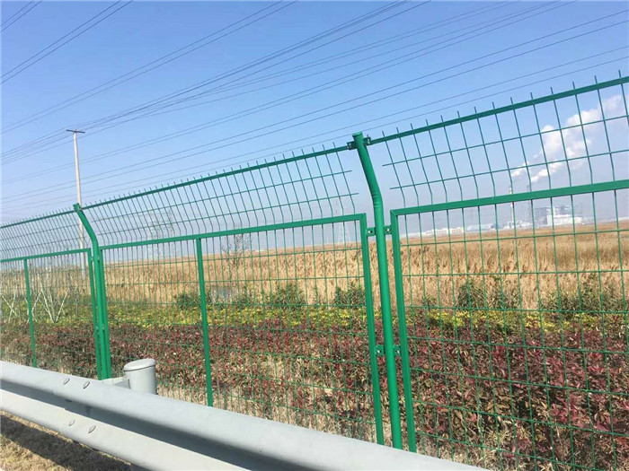 高速公路护栏网
